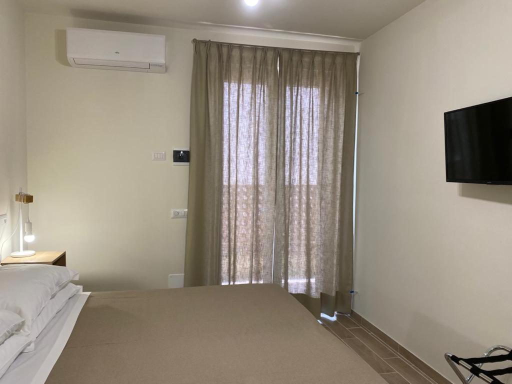 Hotel Raffaelli Villa Angela ฟอร์เต เดย์ มาร์มี ภายนอก รูปภาพ