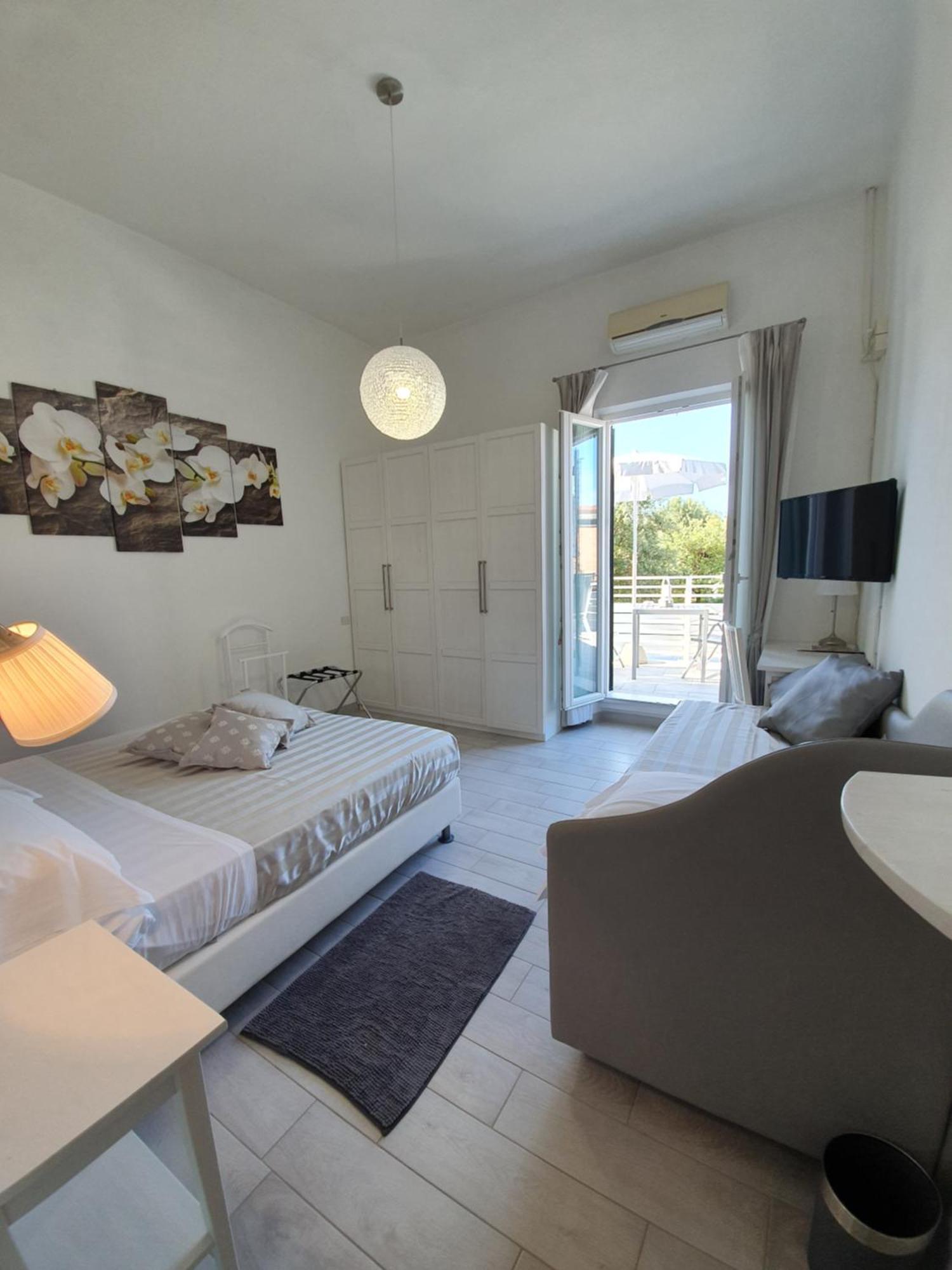 Hotel Raffaelli Villa Angela ฟอร์เต เดย์ มาร์มี ภายนอก รูปภาพ