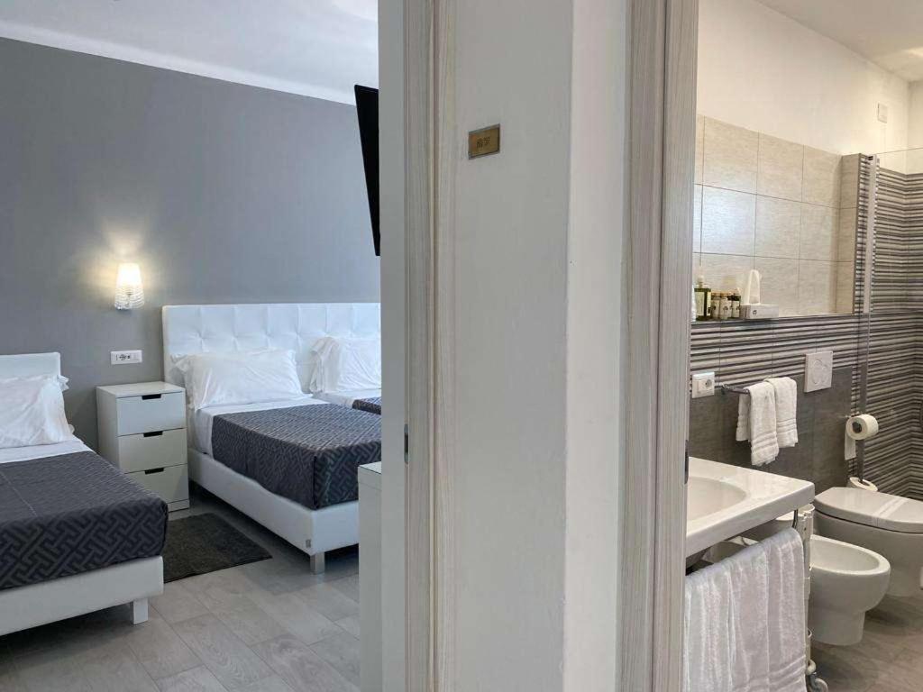 Hotel Raffaelli Villa Angela ฟอร์เต เดย์ มาร์มี ภายนอก รูปภาพ